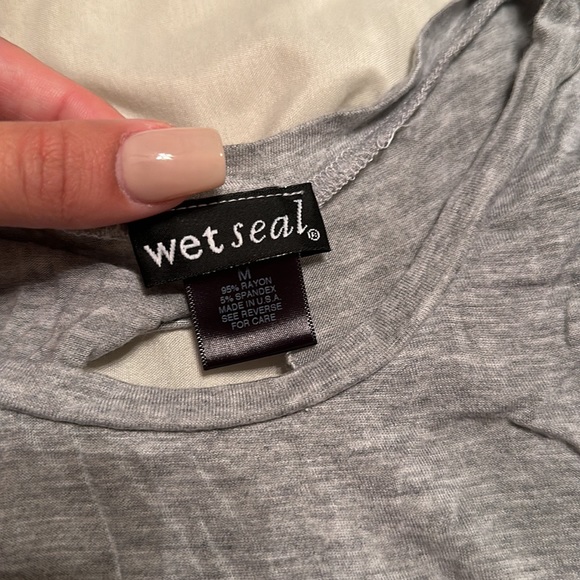 Taurus tee - Picture 3 of 4